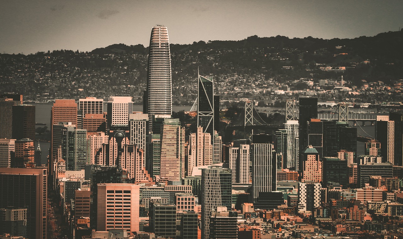 显得格外沉 显得格外沉